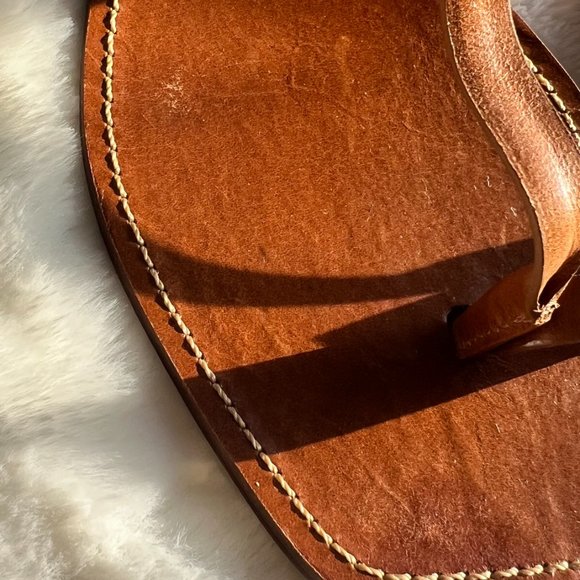 Vince Camuto Womens Dailette Leather Ankle Strap Thong Sandals - Picture 5 of 15